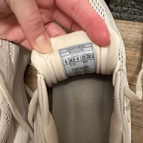 Women’s Brooks Glycerin 22-Taupe - Picture 6 of 6